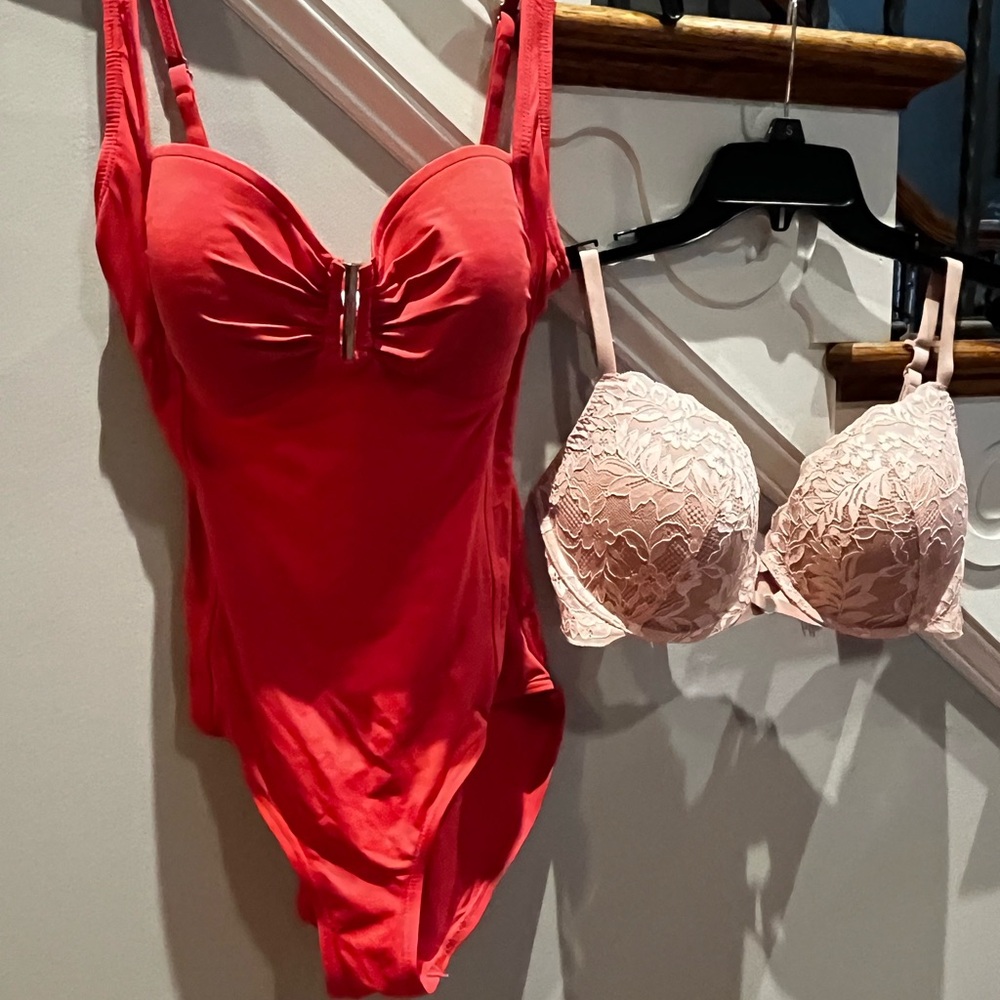Calvin Klein Vibrant CoralSwimwear & Sexy bra